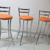 Banquetas Altas Cromadas para Cozinha e Bancadas - Estilo e Conforto!
